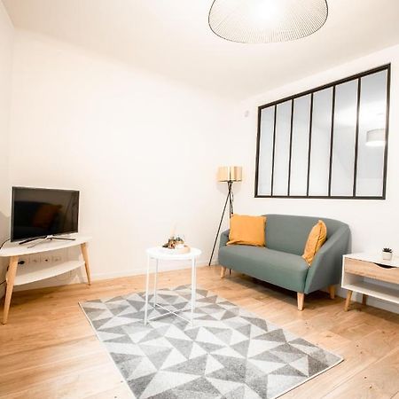 Charmant F2 Hyper Centre De Melun Apartment Bagian luar foto