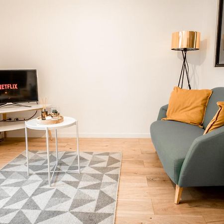 Charmant F2 Hyper Centre De Melun Apartment Bagian luar foto