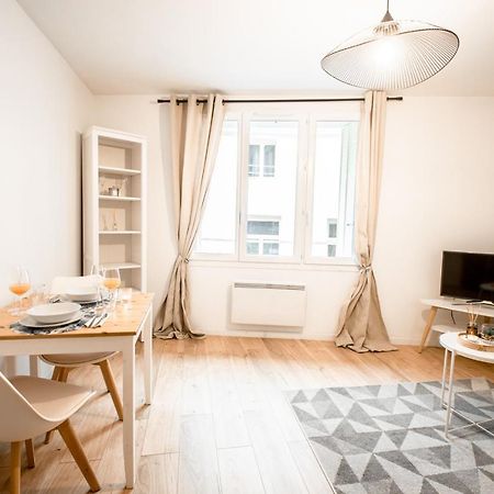 Charmant F2 Hyper Centre De Melun Apartment Bagian luar foto