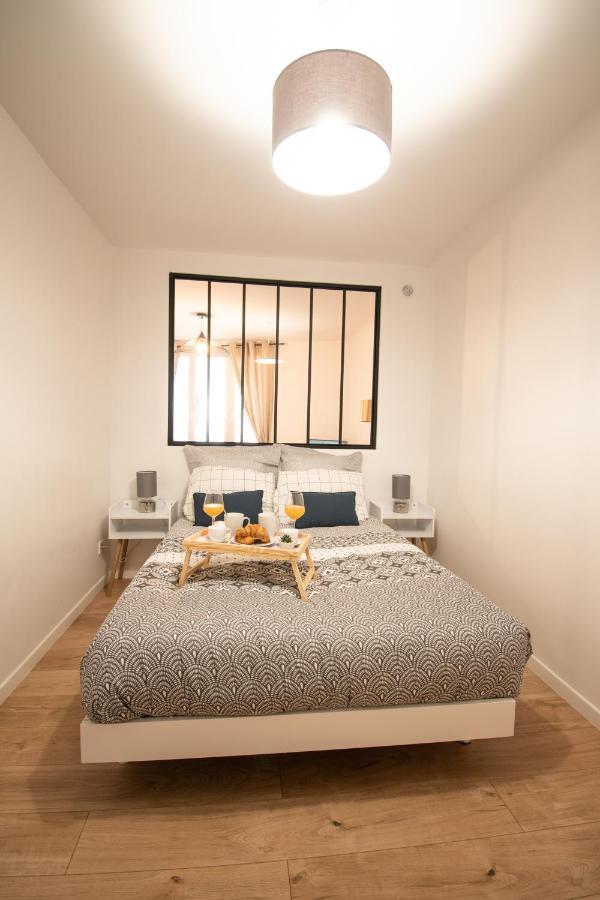 Charmant F2 Hyper Centre De Melun Apartment Bagian luar foto