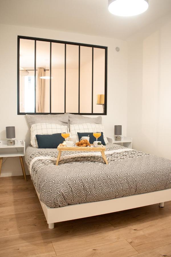 Charmant F2 Hyper Centre De Melun Apartment Bagian luar foto