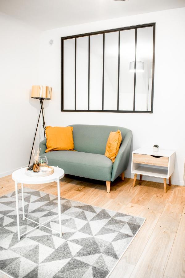 Charmant F2 Hyper Centre De Melun Apartment Bagian luar foto